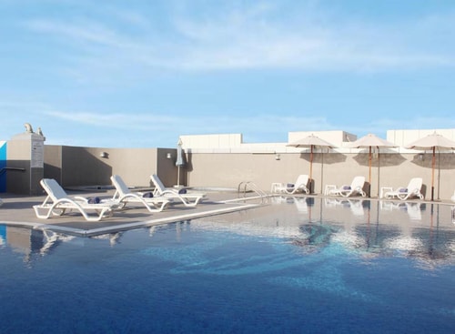 Studio Apartment Al Nahyan Camp By Luxury Bookings 18 Luxury Bookings