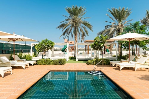 Deluxe Room Near Al Habtoor Polo Club 20 Luxury Bookings