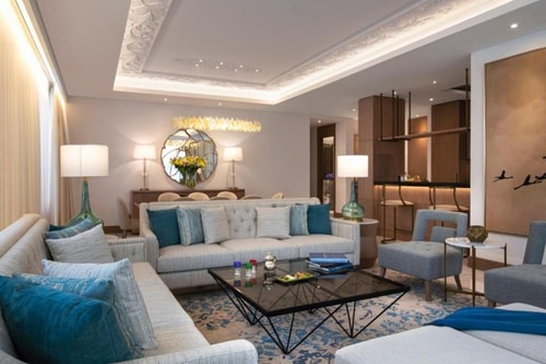 One Bedroom Suite near by spring green supermarket 20 Luxury Bookings