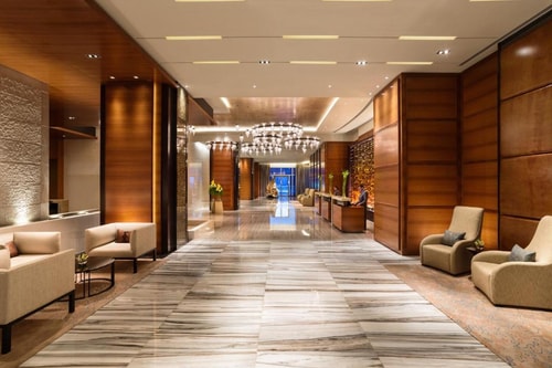 Deluxe King Or Twin Room Near Galleria Mall 5 Luxury Bookings