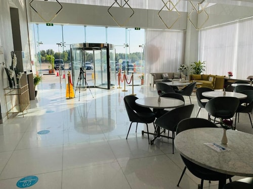 One Bedroom Suite Near In Field Super Market 15 Luxury Bookings