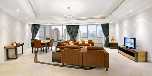Three Bedroom Apartment Near Al Majaaz Splash Park 10 Luxury Bookings