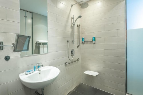 King Room Near Anantara Palm Jumeirah Resort 21 Luxury Bookings