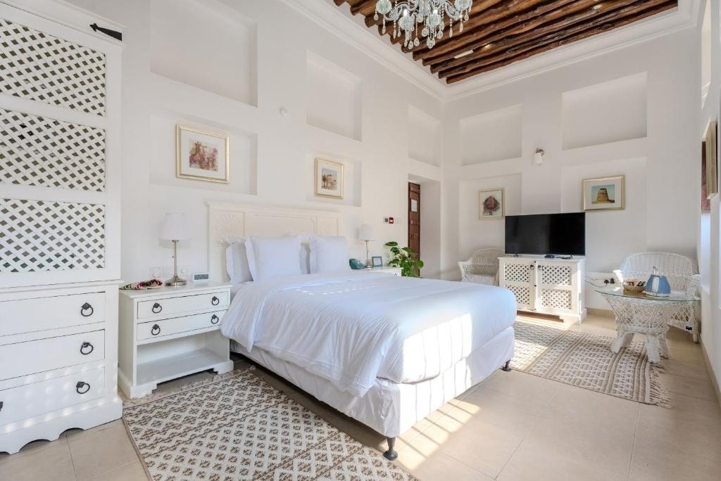 Deluxe Double Room Near Al Shindagha Museum Luxury Bookings