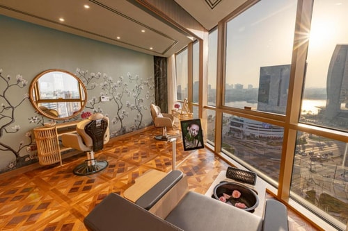 Family Suite Near falcon Tower Deira 21 Luxury Bookings