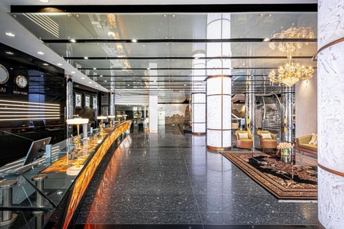 Family Suite Near falcon Tower Deira 22 Luxury Bookings