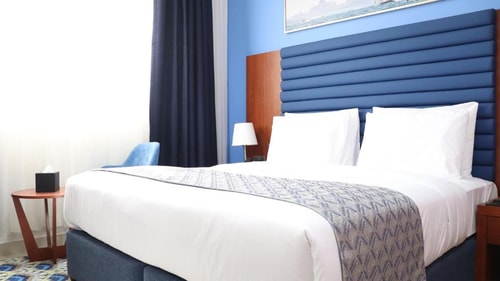 Two Bedroom Apartment Near by House of Golden Tea 17 Luxury Bookings