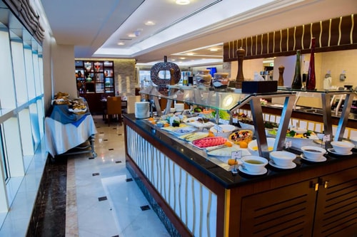 Two Bedroom Apartment near Sheikh Hazza MosquePark 11 Luxury Bookings