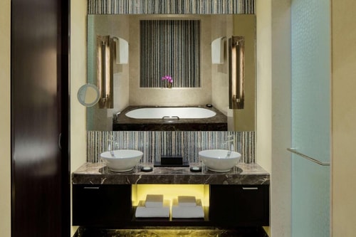 premium room Near The Founder's Memorial 16 Luxury Bookings