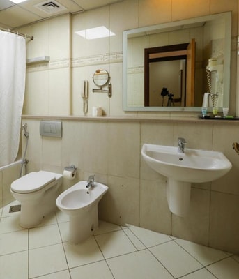 One Bedroom Suite Near Manhattan Avenue 16 Luxury Bookings