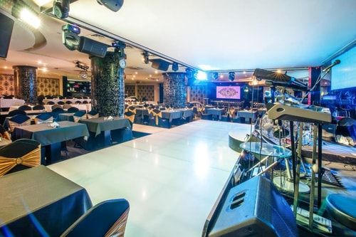 Superior Room Near Voda Club By Luxury Bookings 17 Luxury Bookings