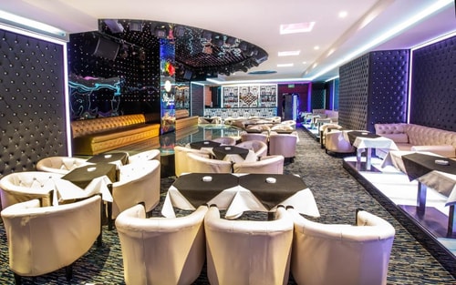 Superior Room Near Voda Club By Luxury Bookings 18 Luxury Bookings