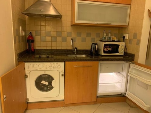 One Bedroom Apartment Near Express Speedway Mart 18 Luxury Bookings