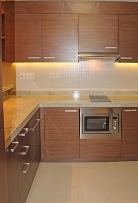 Two bedroom Apartment Near Gold Souk Metro Station 17 Luxury Bookings
