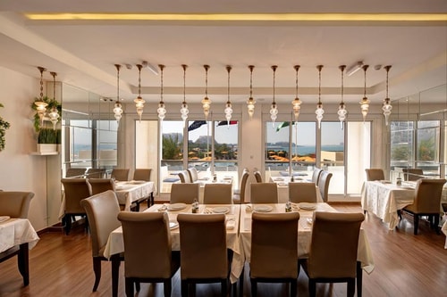 One Bedroom Apartment Near Banan Beach 15 Luxury Bookings