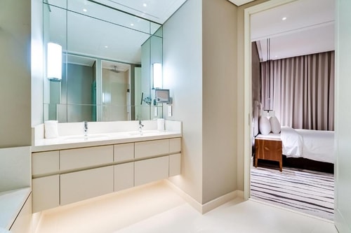 One Bedroom Apartment Near Vida Souk Mall 27 Luxury Bookings