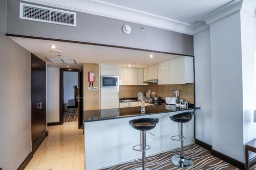 Deluxe Room Near Capital Park By Luxury Bookings 13 Luxury Bookings