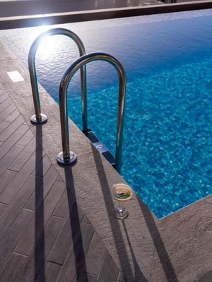 Standard Room Near Gold Souq By Luxury Bookings 18 Luxury Bookings