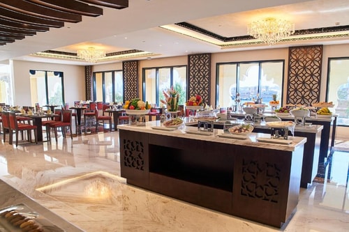1 Bedroom Apartment Near Baniyas Metro Station 12 Luxury Bookings