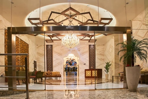 1 Bedroom Apartment Near Baniyas Metro Station 17 Luxury Bookings