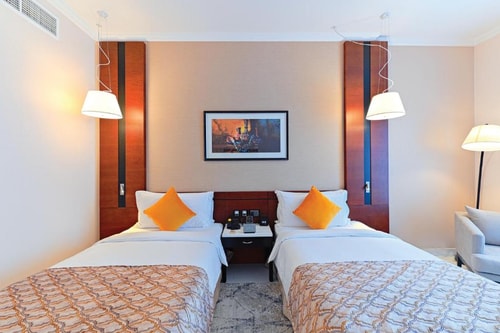Deluxe Room Near Mashreq Metro 4 Luxury Bookings