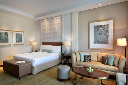 Deluxe Room Near Carrefour Market JBR 3 Luxury Bookings