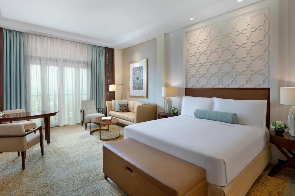 Deluxe Room Near Carrefour Market JBR Luxury Bookings