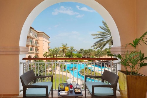 Deluxe Room Near Carrefour Market JBR 11 Luxury Bookings