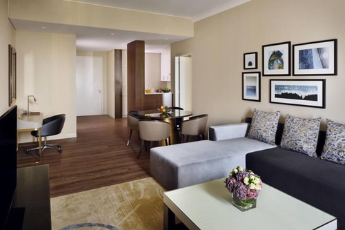 One Bedroom Apartment Near Canadian Medical Center 2 Luxury Bookings