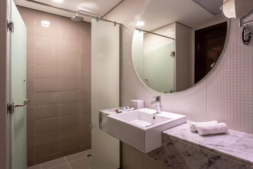 Studio Apartment Near Burj Khalifa Metro Station 9 Luxury Bookings