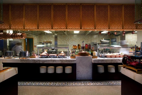 Studio Apartment Near Stop and Pick Hypermarket 12 Luxury Bookings