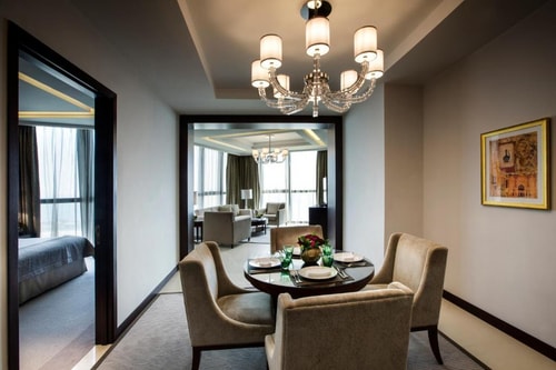 2 Bedroom Aparment Near Stop and Pick Hypermarket 4 Luxury Bookings