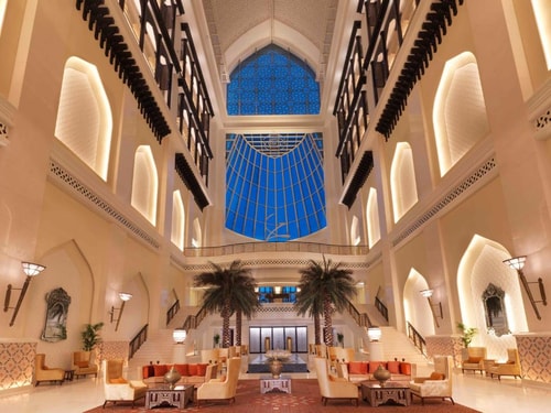 Deluxe Room Near Stop & Pick Hypermarket 9 Luxury Bookings