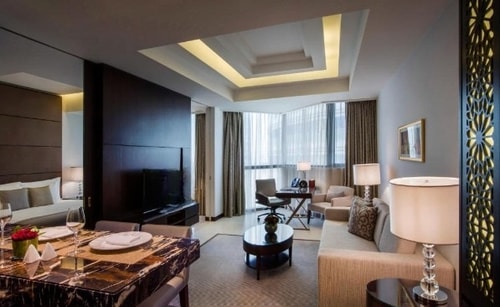 1 Bedroom Apartment Near Stop & Pick Hypermarket 5 Luxury Bookings