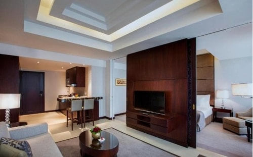 1 Bedroom Apartment Near Stop & Pick Hypermarket 2 Luxury Bookings