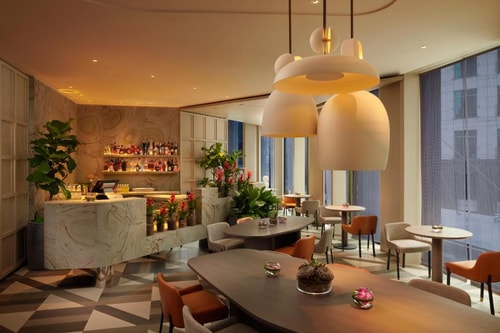 Deluxe Room Near Care England LON 14 Luxury Bookings