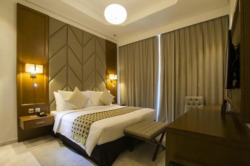 One Bedroom Apartment In Al Qusais01 near Dafza 9 Luxury Bookings