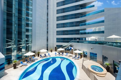Executive Suite Near Cafe Delices Marasi Drive 6 Luxury Bookings