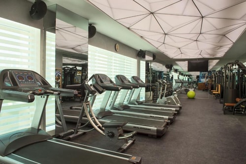 Executive Suite Near Cafe Delices Marasi Drive 14 Luxury Bookings