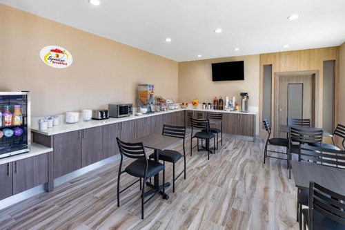 King Studio Near Nancy Buquoi Adleman Memorial HOU 7 Luxury Bookings