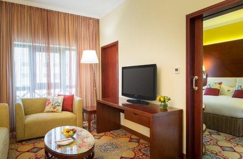 Executive Suite Near Viva Supermarket 0 Luxury Bookings