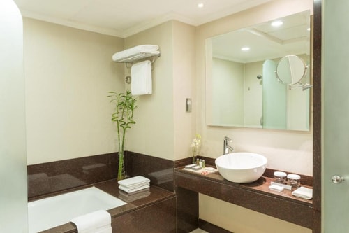 Executive Suite Near Viva Supermarket 10 Luxury Bookings
