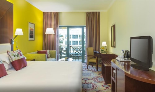 Executive Suite Near Viva Supermarket 16 Luxury Bookings