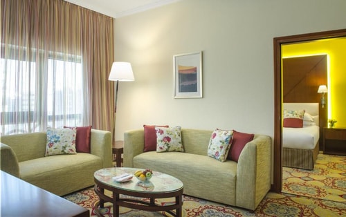 Executive Suite Near Viva Supermarket 17 Luxury Bookings