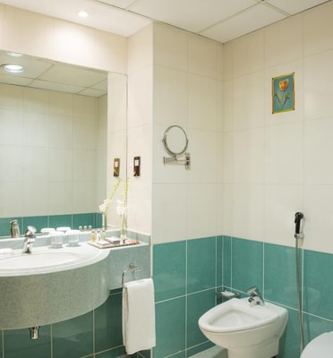 Deluxe Room Near Dubai Private Adventure 1 Luxury Bookings