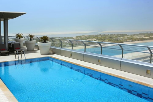 King Room Near Abu Dhabi Exhibition Centre 12 Luxury Bookings