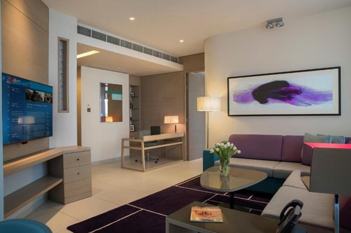 Spacious One Bedroom Near Zayed Military Hospital 2 Luxury Bookings