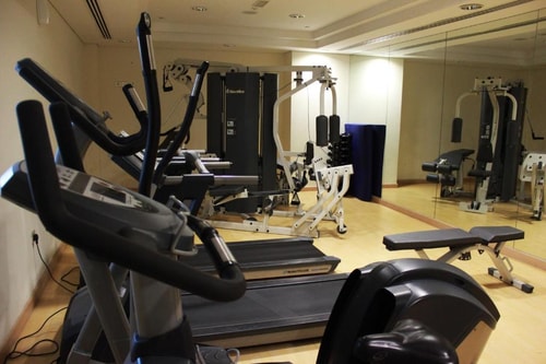 Studio Apartment Near Wemart Hypermarket 15 Luxury Bookings