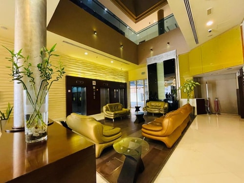 Studio Apartment Near Wemart Hypermarket 12 Luxury Bookings
