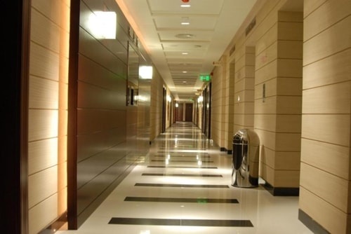 1 Bedroom Apartment Near Bur Juman Metro Station 20 Luxury Bookings